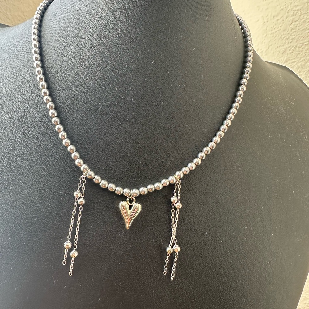 Chic Silver Heart Charm Necklace